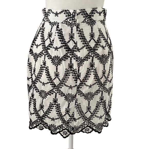 MINKPINK Harvey Mini  Skirt Black White Embroidered Floral Revolve SZ S NWT - Picture 3 of 16